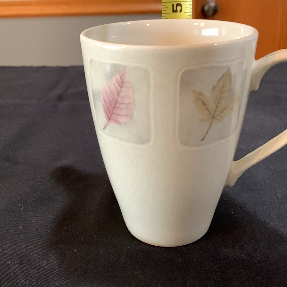 Mikasa Woodland High Fired Leaf Motif Mugs. Set of 2